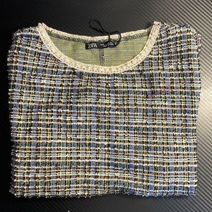 Women’s Zara t-shirt